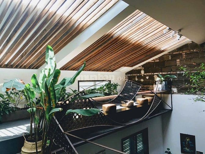 Cho thuê căn Duplex 62 Trần Hưng Đạo,PNL,Quận 1.DT 160m2 Giá 45 Tr 