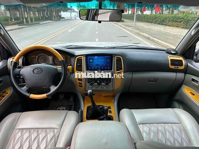 Toyota Land Cruiser 2004 GX 4.5MT Xăng 15 Vạn Km