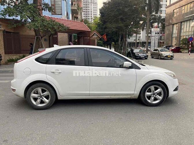 Ford Focus 2013 Trend 1.6 AT Hatchback - 6789 km