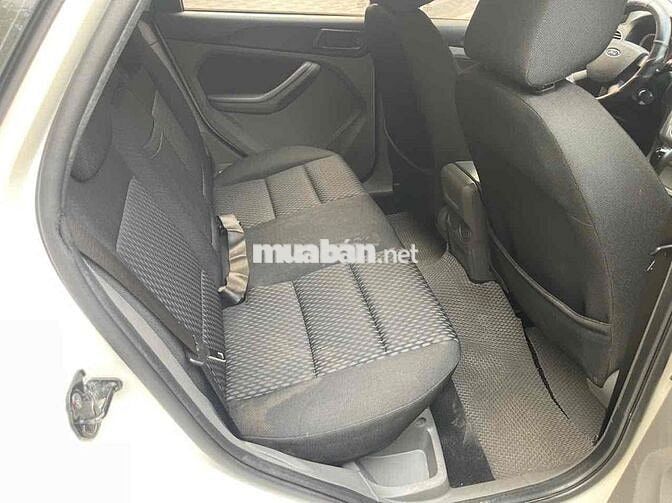 Ford Focus 2013 Trend 1.6 AT Hatchback - 6789 km