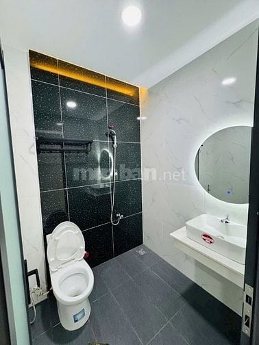 Giảm 400tr nhà 3x17m  253/ lưu hữu phước P15Q8