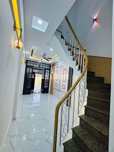 Giảm 400tr nhà 3x17m  253/ lưu hữu phước P15Q8
