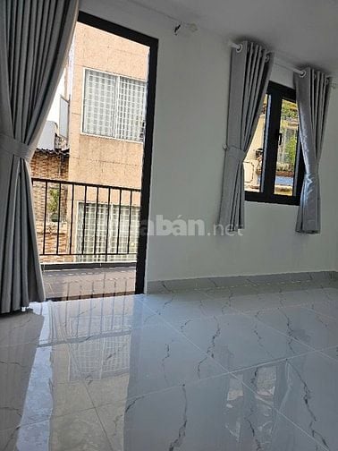 Hẻm 6m thông,1/ Âu Cơ 5x8m trệt 2 lầu đúc 4 PN 4WC