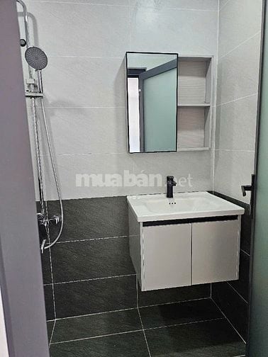 Hẻm 6m thông,1/ Âu Cơ 5x8m trệt 2 lầu đúc 4 PN 4WC