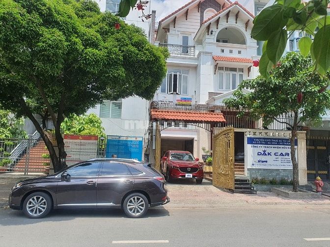 THUÊ XE Ô TÔ KHÔNG TĂNG GIÁ DỊP LỄ 30/4 - 1/5