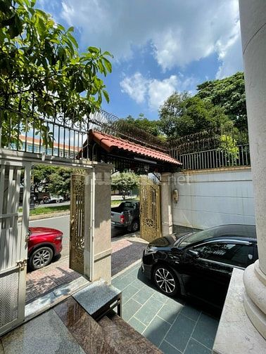 THUÊ XE Ô TÔ KHÔNG TĂNG GIÁ DỊP LỄ 30/4 - 1/5