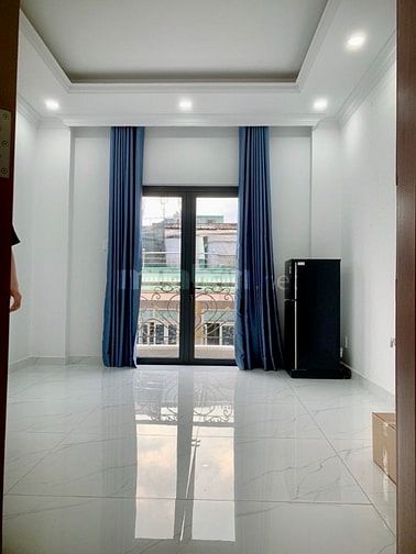 HẺM XE HƠI THÁI PHIÊN, Q11, 3,7 x 12m 6 TẦNG  THANG  MÁY GIÁ 10,9 TỶ
