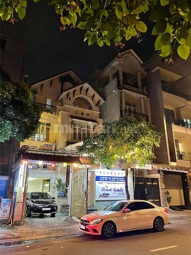 THUÊ XE Ô TÔ KHÔNG TĂNG GIÁ DỊP LỄ 30/4 - 1/5