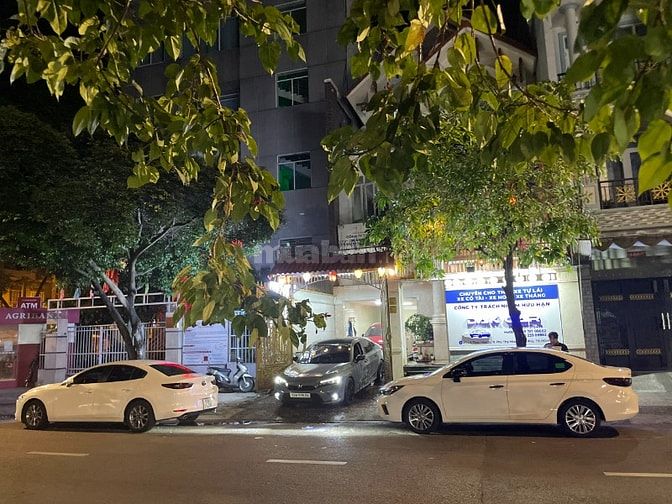 THUÊ XE Ô TÔ KHÔNG TĂNG GIÁ DỊP LỄ 30/4 - 1/5