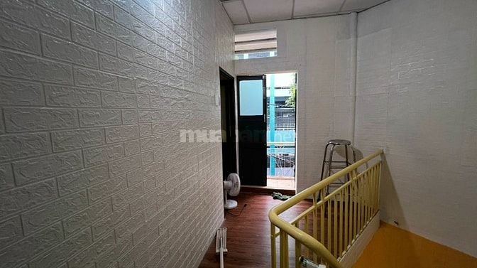 CHO THUÊ NHÀ HẺM BA GÁC ĐƯỜNG NGÔ GIA TỰ, P2, Q10 - DT: 4,5×7M