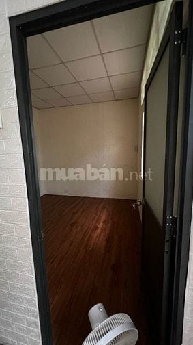 CHO THUÊ NHÀ HẺM BA GÁC ĐƯỜNG NGÔ GIA TỰ, P2, Q10 - DT: 4,5×7M