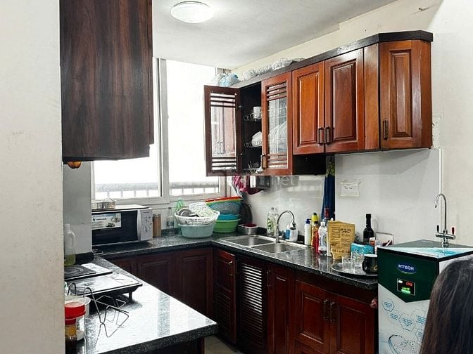 cần bán chung cư 183 Hoàng Văn Thái DTSĐ 80m,3PN,2WC giá 5,5 tỷ