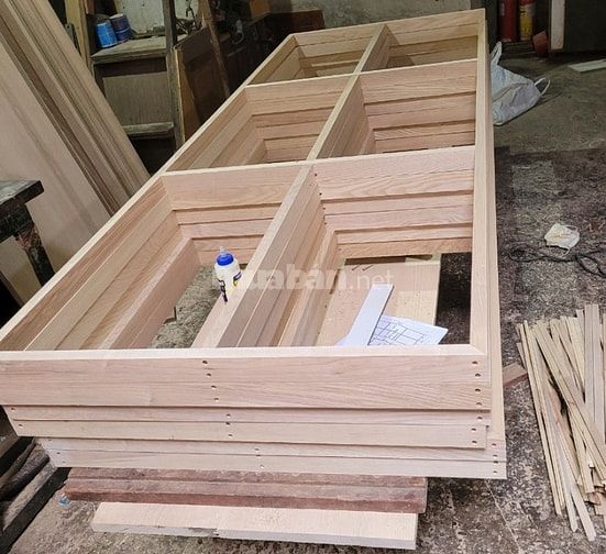 GẤP: Tuyển thợ mộc, thợ sơn Pu có tay nghề, làm ở TpHCM và công trình