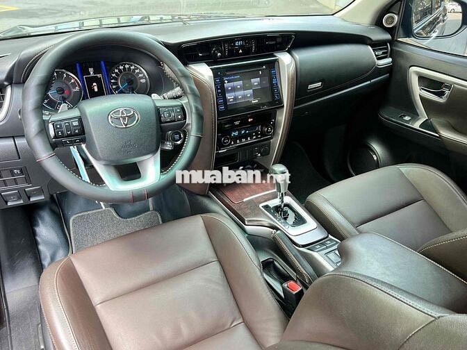 Toyota Fortuner 2019 2.7V 4x2 AT - 68000 km