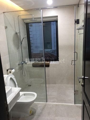 Cho thuê biệt thự mới xây xong KĐT Linh Đàm:220m2, 4 tầng,60tr