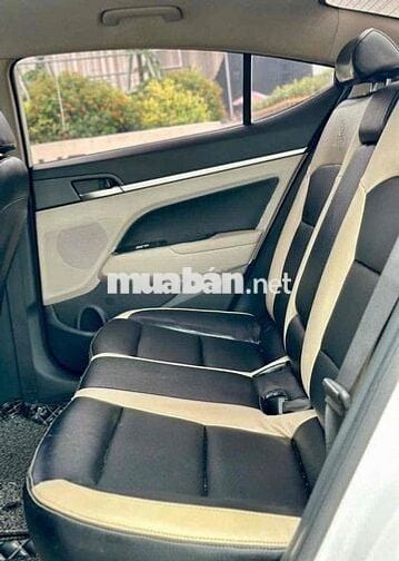 Hyundai Elantra 2019 1.6 MT
