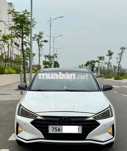Hyundai Elantra 2019 1.6 MT