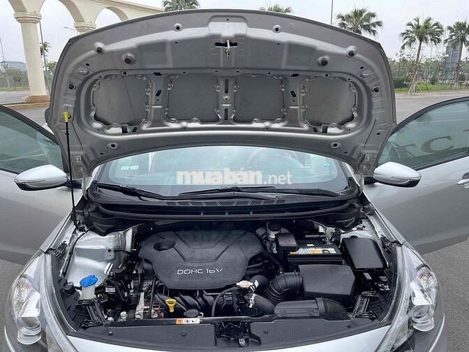 Kia K3 2015 1.6 AT - 100000 km