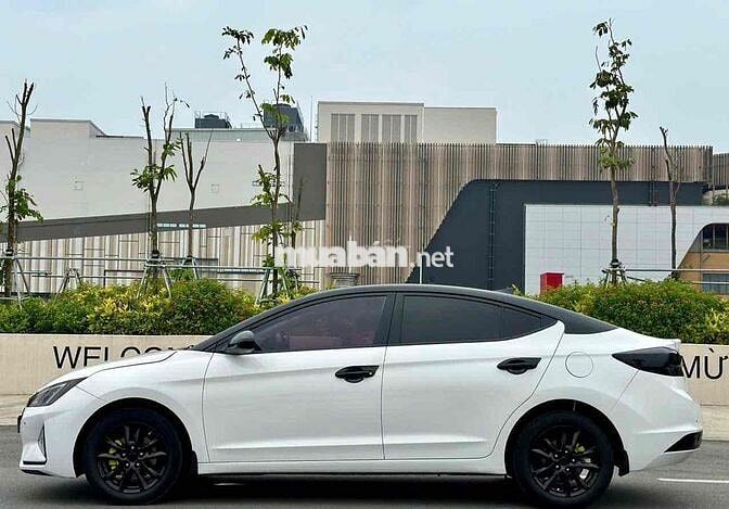 Hyundai Elantra 2019 1.6 MT