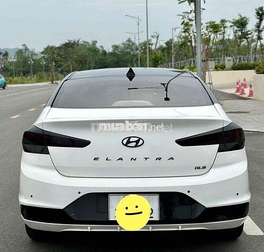 Hyundai Elantra 2019 1.6 MT