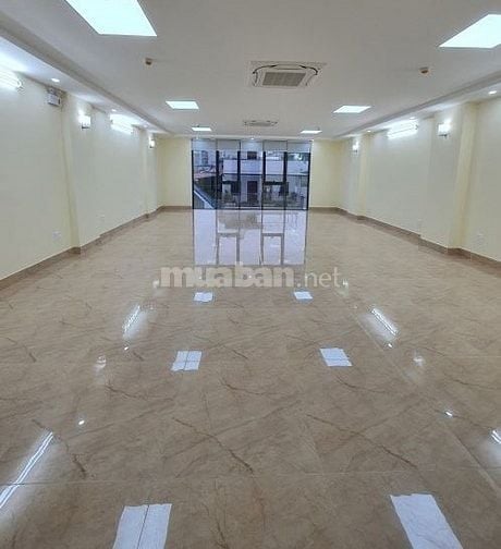 Cho thuê tòa nhà mặt phố Trần Vỹ: 80m2, 1 hầm, 7 tầng