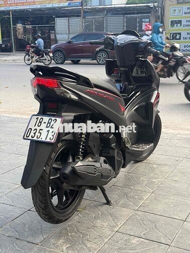 Hon đa air blade 2018 chính chủ  Sơn nhựa  đẹp