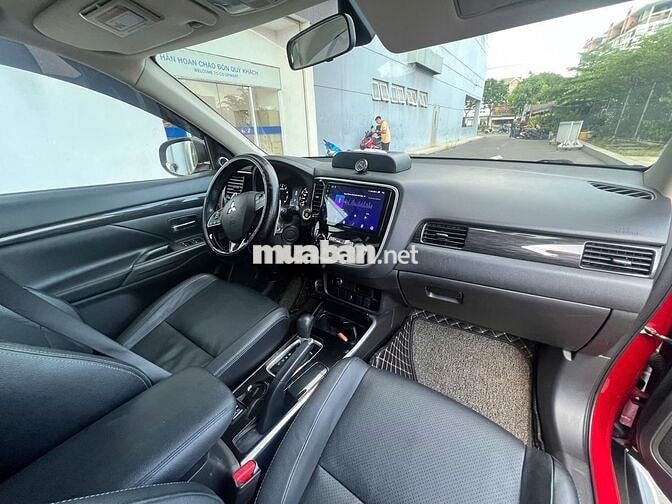 Mitsubishi Outlander 2019 2.0 Premium - 90000 km