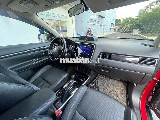 Mitsubishi Outlander 2019 2.0 Premium - 90000 km