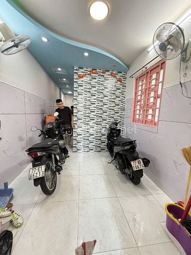 Bán nhà chính chủ 16/25 Bùi Thế Mỹ, P.10, Tân Bình, gần chợ Tân Bình