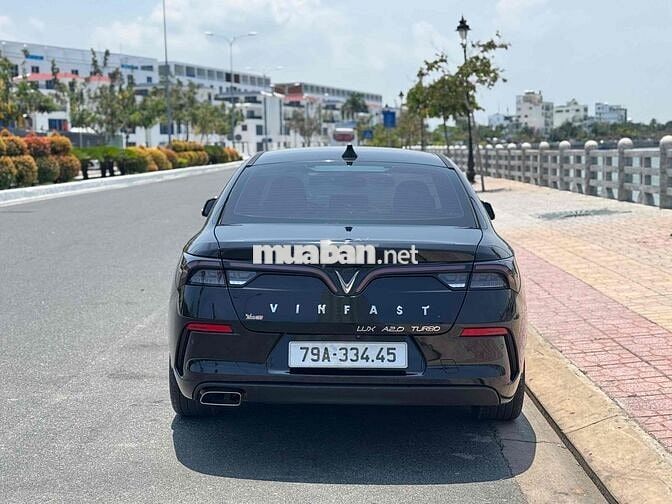 VinFast Lux A2.0 2021 2.0 AT - 24000 km