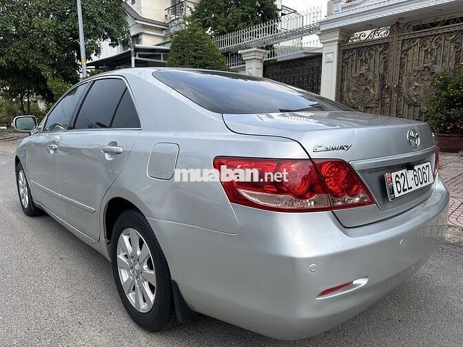 Cần bán Toyota Camry 2007 2.4G chính chủ mua mới