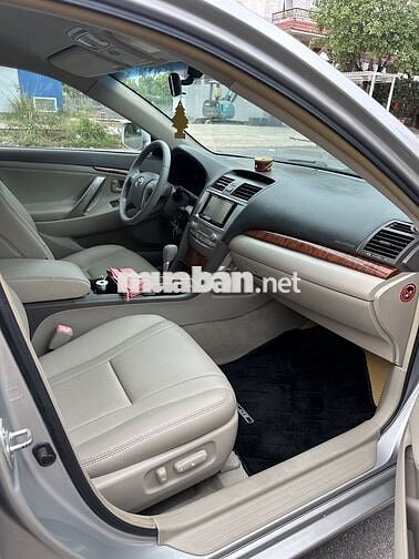 Cần bán Toyota Camry 2007 2.4G chính chủ mua mới