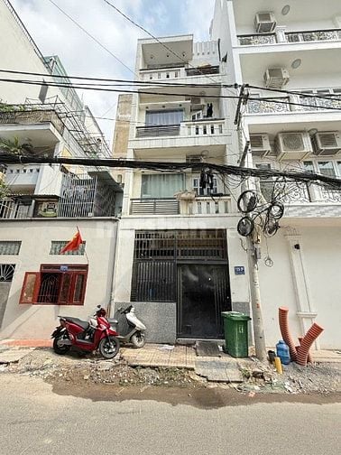 Bán nhà 125/2B Hoàng Hoa Thám, P13, Tân Bình, gần nhà ga T3