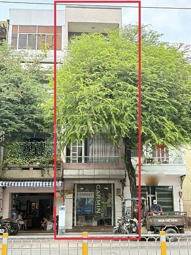 Cho thuê nhà nguyên căn 2MT trước sau 337 Minh Phung P.2 Quận 11