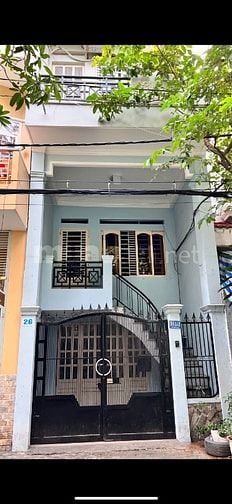 Cho thuê nhà nguyên căn, 1 trệt 2 lầu, 2 mặt tiền đường, dt 4x15 ngay 