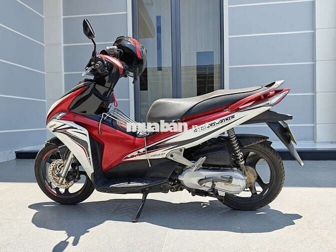 Honda AIRBALDE 2012 bản Sport Trắng Đỏ tại Đà Lạt
