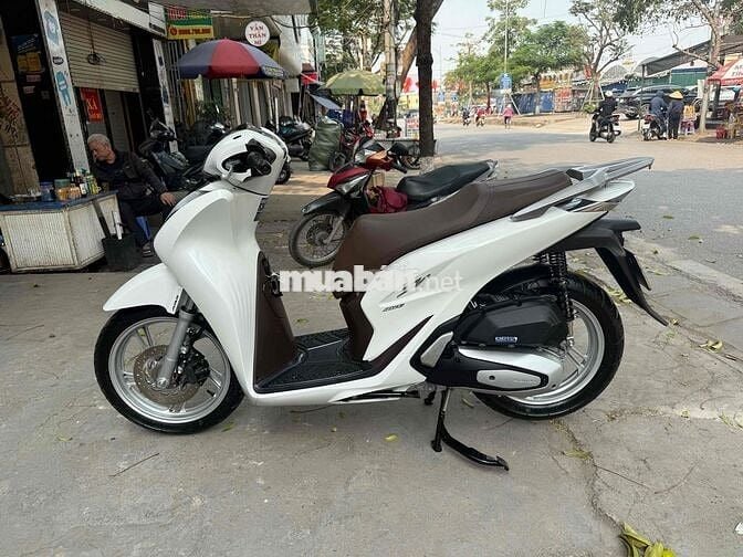 Sh 160 ABS 3/2023 siêu lướt 4000km bs đuôi 66