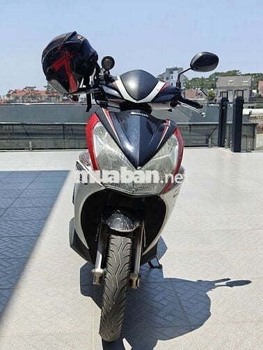 Honda AIRBALDE 2012 bản Sport Trắng Đỏ tại Đà Lạt