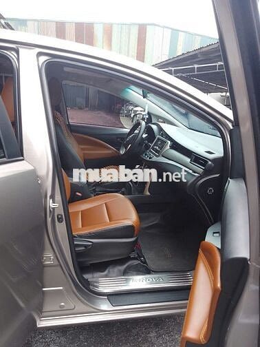 Toyota Innova 2018 2.0E - 150000 km
