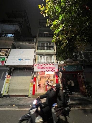 Bán nhà phố Ngõ Trạm, phường Hàng Bông, Hoàn Kiếm, 65m2x 6 tầng