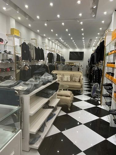 SANG NHƯỢNG CỬA HÀNG THỜI TRANG - PHỐ HÀNG GÀ, HOÀN KIẾM