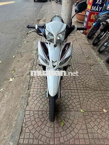 yamaha Jupiter RC Fi màu trắng