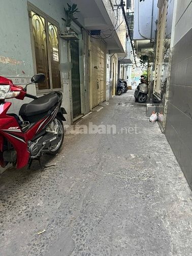 DƯƠNG BÁ TRẠC QUẬN 8, KẾ Q1 DT 46M2 2 TẦNG 4PN, CÁCH MT 50M