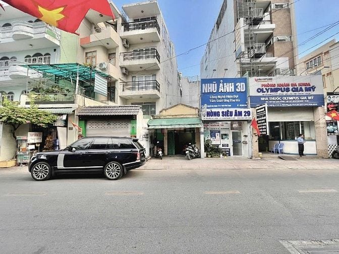 Bán nhà Mặt tiền Nguyễn Huy Lượng p14 Bình Thạnh.DT 3.8x14m.Giá 5.5 tỷ