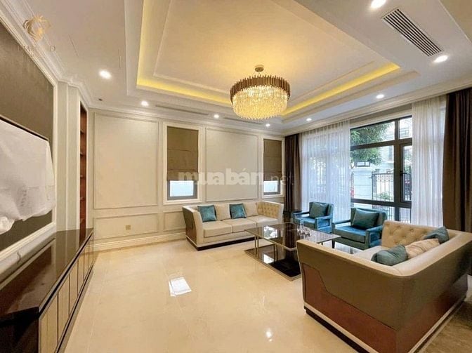 Cho thuê biệt thự Yên Hòa: 220m2, 1 hầm, 5 tầng, có thang máy