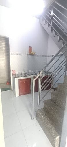 Nhà bán MT hẽm thông xe tải trước cửa.C3 Phạm Hùng.dt 3x8.giá 1ty750