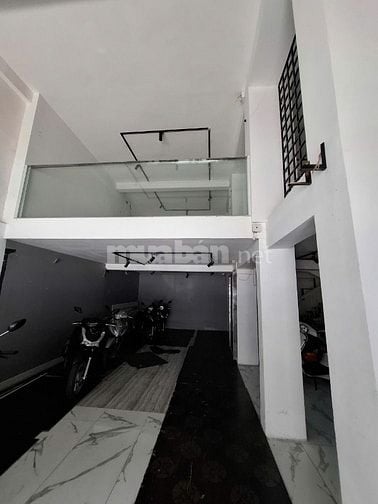 Cho thuê nhà mặt tiền CMT8 phường Võ Thị Sáu quận 3 giá 200 triệu