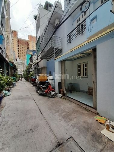 Nhà 2MT hẻm XH đường Lê Văn Quới 4 x 17m 3 TẦng đúc BTCT HHMG 100tr