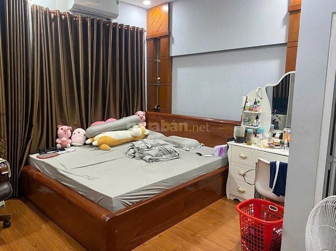 Bán gấp nhà 4 lầu, MẶT TIỀN 80M2 Nguyễn Phúc Chu, Tân Bình. Khu hiếm n