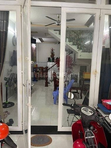 Nhà  bán ĐẸP, hẻm xe hơi, TT Quận Tân Bình, 3 tầng, 50m2, 8.x tỷ
